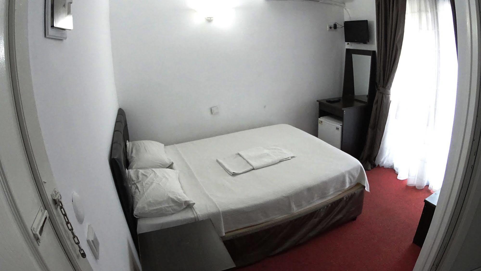 Ada Butik Hotel Кушадаси Екстер'єр фото
