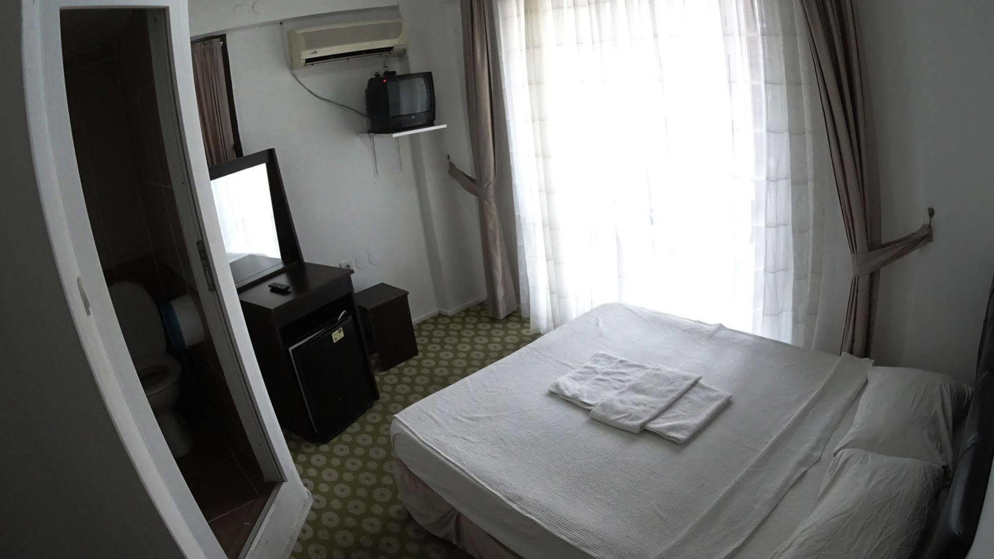 Ada Butik Hotel Кушадаси Екстер'єр фото
