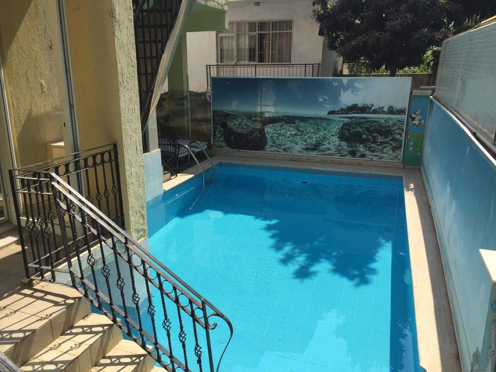 Ada Butik Hotel Кушадаси Екстер'єр фото